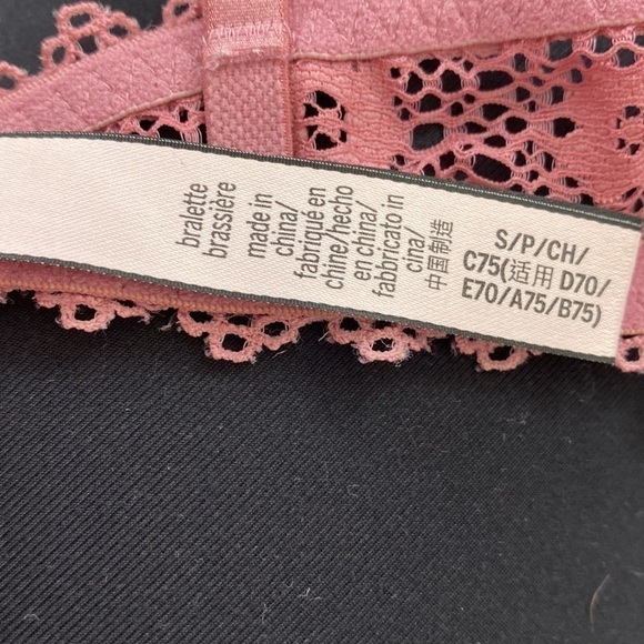 VS VICTORIA’S SECRET Dusty Rose Lace Semi Sheer Bralette Size Small - Picture 7 of 7